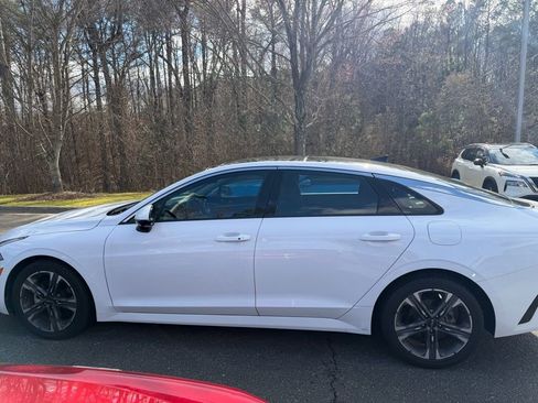 Used 2022 Kia K5 EX w/ EX Premium Package image 2