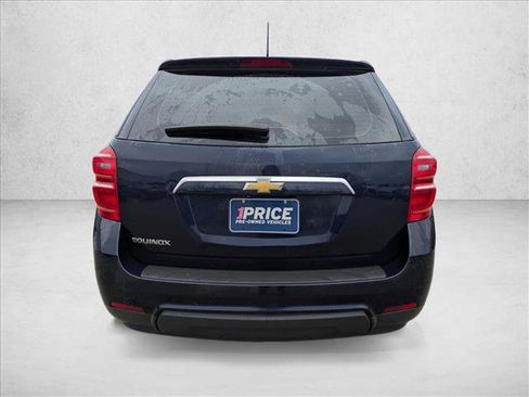 Used 2017 Chevrolet Equinox LS image 6