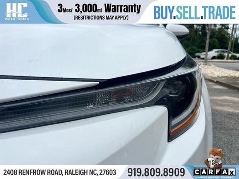 Used 2022 Toyota Corolla LE image 9