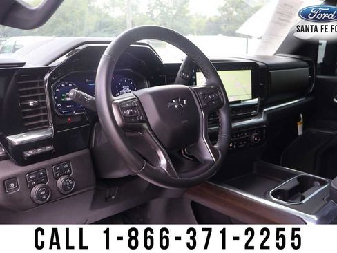Used 2025 Chevrolet Silverado 2500 High Country w/ High Country Premium Package AWD/4WD image 21