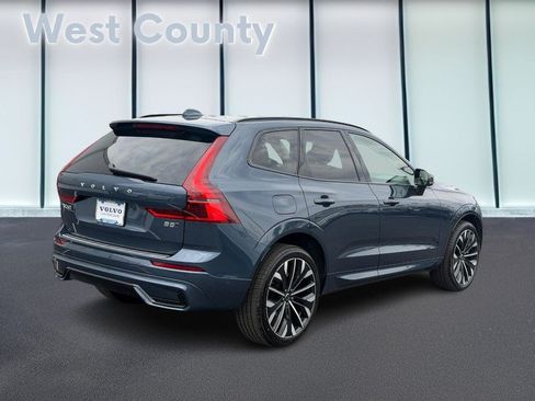 Certified 2026 Volvo XC60 B5 Ultra AWD/4WD image 4