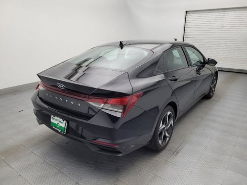 Used 2023 Hyundai Elantra SEL w/ Convenience Package FWD image 9