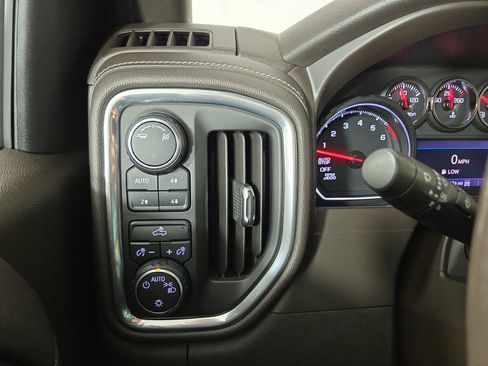 Certified 2019 Chevrolet Silverado 1500 LT w/ All-Star Edition AWD/4WD image 28
