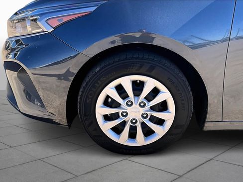 Certified 2023 Kia Forte LX image 9