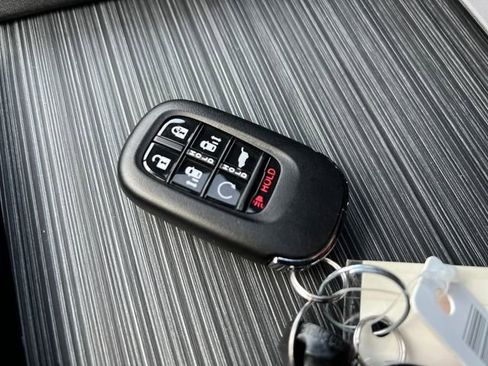 New 2026 Honda Odyssey Elite image 33