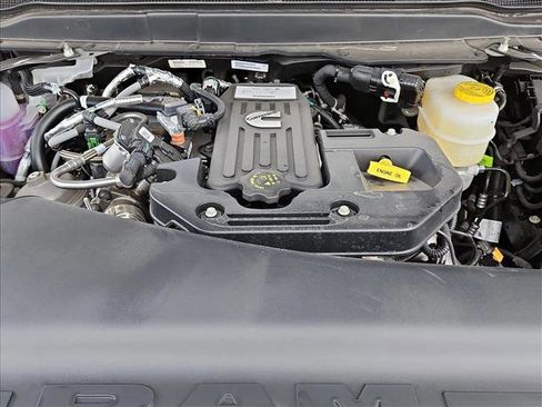 New 2026 RAM 3500 Big Horn AWD/4WD image 17