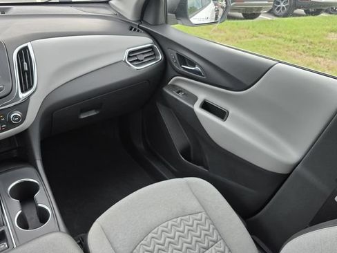 Used 2024 Chevrolet Equinox LS w/ LS Convenience Package FWD image 52