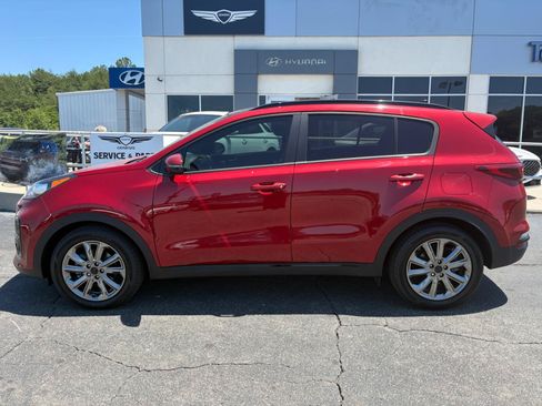 Used 2021 Kia Sportage S w/ S FWD Premium Package image 4