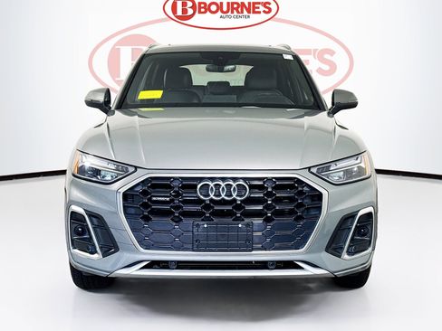 Used 2023 Audi Q5 2.0T Premium w/ Convenience Package AWD/4WD image 5