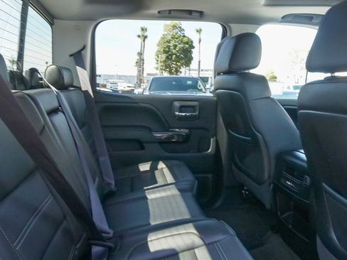 Used 2015 GMC Sierra 2500 Denali w/ Duramax Plus Package AWD/4WD image 15