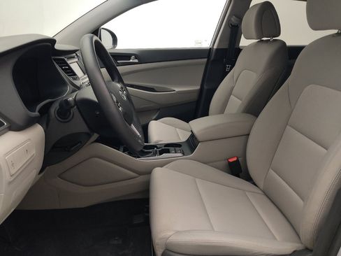 Used 2018 Hyundai Tucson SE AWD/4WD image 17