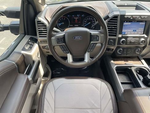 Used 2019 Ford F250 Limited AWD/4WD image 9