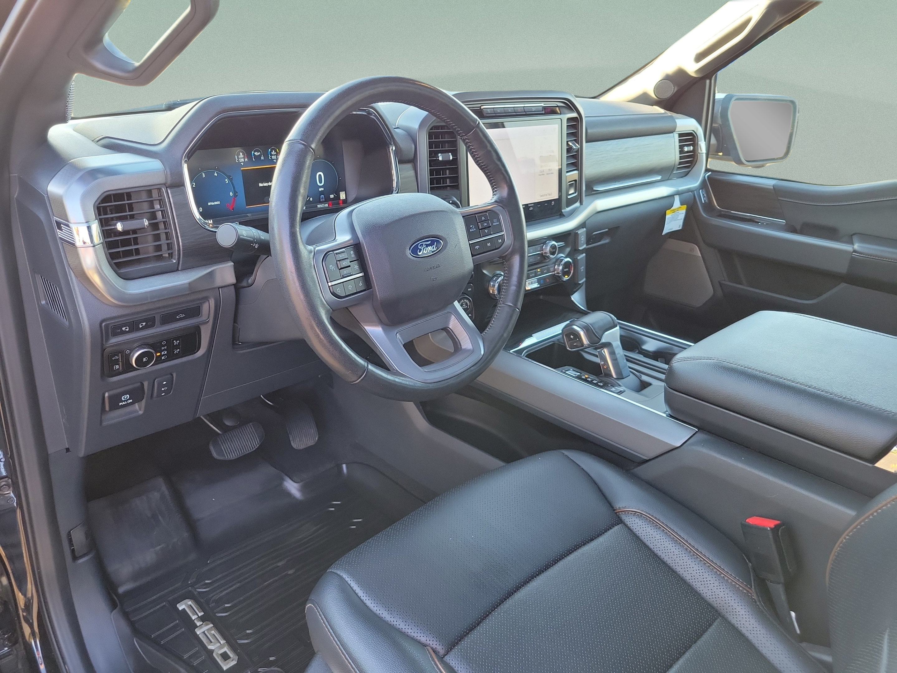 Used 2024 Ford F150 Lariat w/ Bed Utility Package AWD/4WD image 16