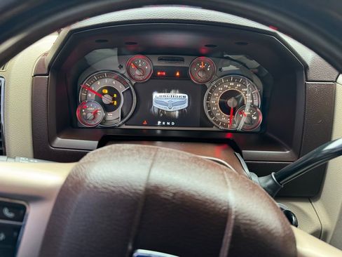 Used 2018 RAM 2500 Longhorn w/ Longhorn Southfork Package image 16