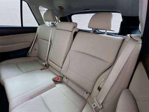 Used 2018 Subaru Outback 3.6R Limited image 21