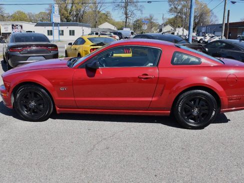 Used 2008 Ford Mustang GT Premium RWD image 9