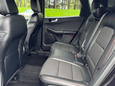 Used 2023 Ford Escape ST-Line image 10