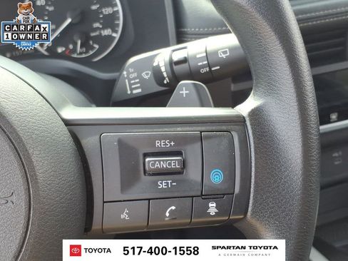 Used 2024 Nissan Rogue SV FWD image 16