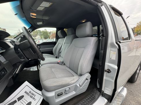 Used 2013 Ford F150 XLT w/ XLT Chrome Pkg image 10