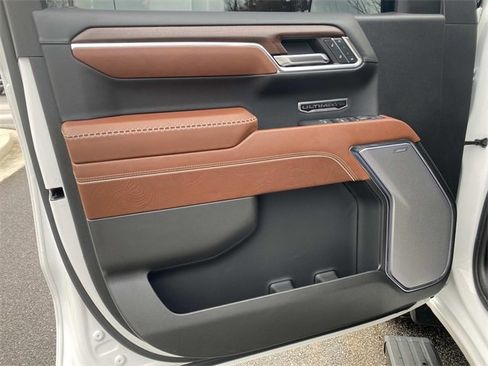 Used 2024 GMC Sierra 1500 Denali Ultimate image 18