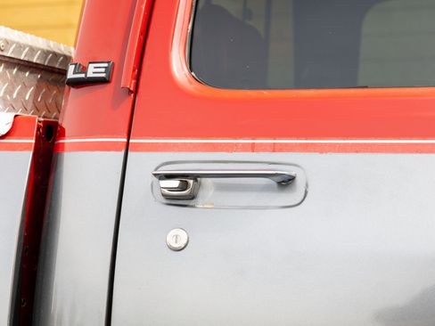 Used 1991 Dodge D/W Truck 250 image 33