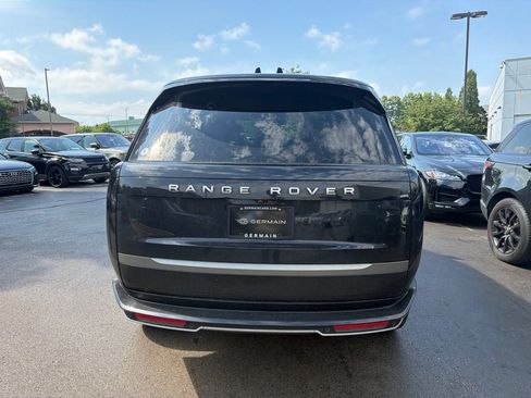 Certified 2025 Land Rover Range Rover Long Wheelbase SE AWD/4WD image 8