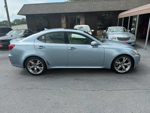 Used 2010 Lexus IS 250 image 3