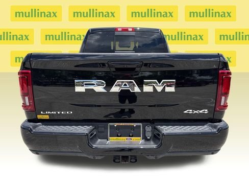 Used 2026 RAM 2500 Limited AWD/4WD image 30
