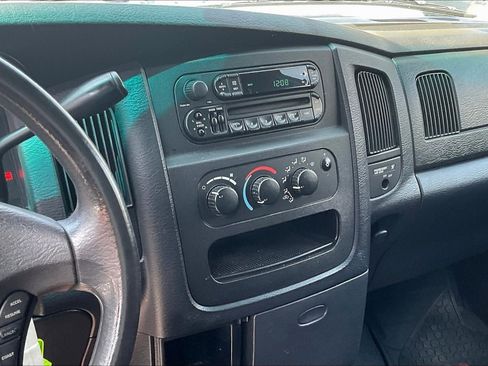 Used 2003 Dodge Ram 1500 Truck ST image 6
