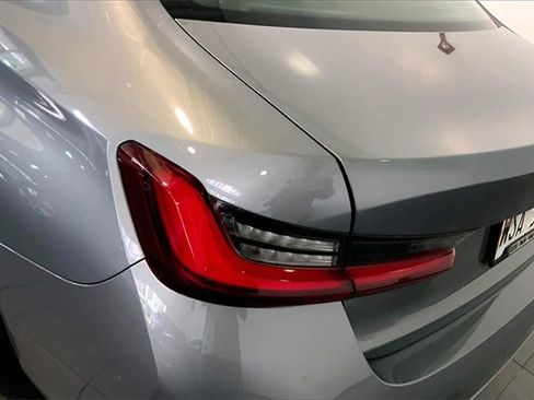 Certified 2023 BMW 330i Sedan w/ Convenience Package image 28