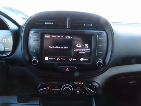 Used 2024 Kia Soul LX w/ Option Group 015 image 21