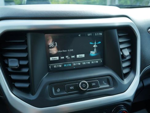 Used 2019 GMC Acadia SLE FWD image 29