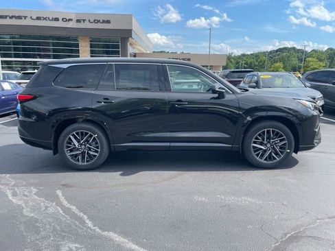 New 2026 Lexus TX 350 AWD image 2
