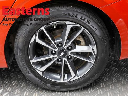 Used 2023 Kia Forte LXS image 8