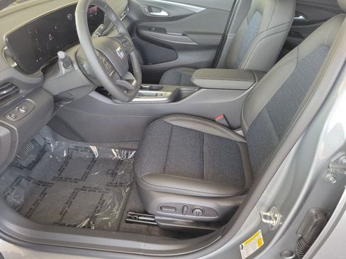 New 2026 Buick Envista Preferred FWD image 9