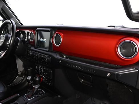 Used 2019 Jeep Wrangler Unlimited Rubicon AWD/4WD image 15
