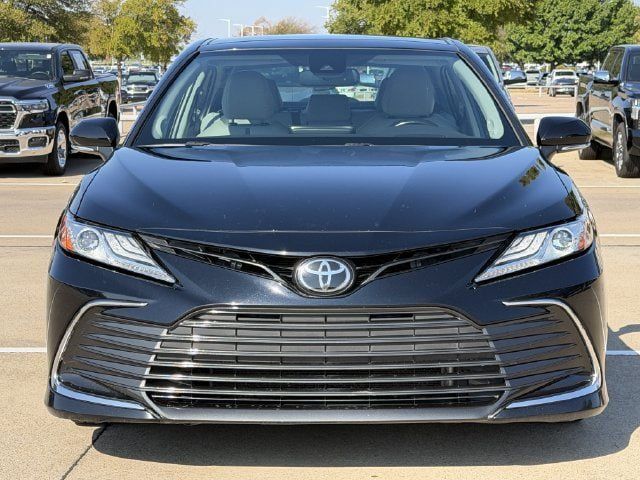 Used 2023 Toyota Camry XLE FWD image 8