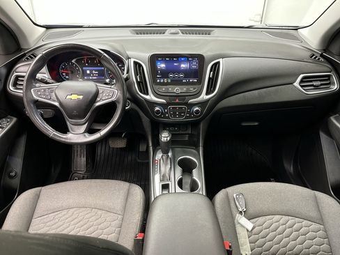 Used 2019 Chevrolet Equinox LT FWD image 4