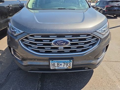 Used 2020 Ford Edge Titanium w/ Equipment Group 301A image 8