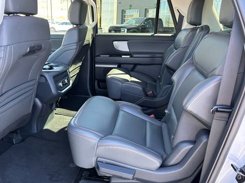 Used 2025 Ford Expedition Max Active image 21