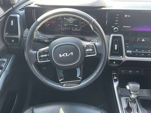 Used 2022 Kia Sorento S w/ Panoramic Sunroof Package image 14