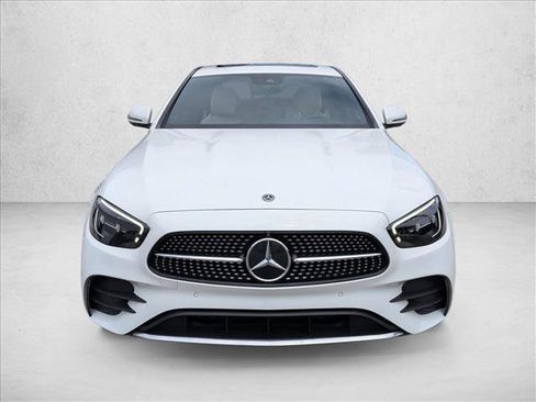Used 2021 Mercedes-Benz E 350 Sedan image 2