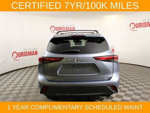Used 2023 Toyota Highlander Limited FWD image 8