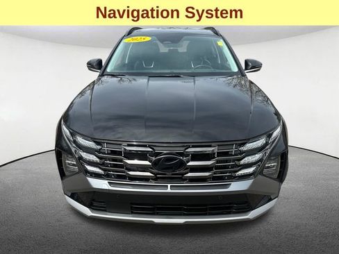 Used 2025 Hyundai Tucson Limited AWD/4WD image 4