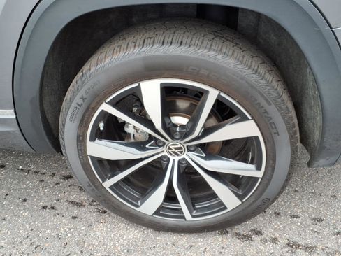 Used 2024 Volkswagen Atlas SEL Premium R-Line AWD/4WD image 14