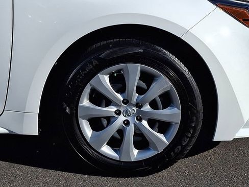 Certified 2024 Toyota Corolla LE image 8