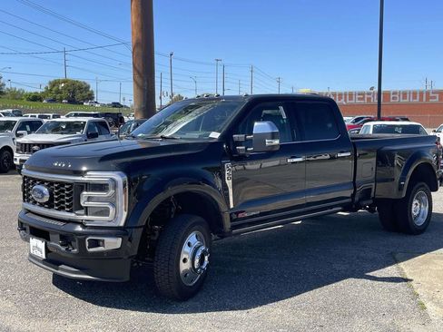 New 2026 Ford F450 Platinum w/ Platinum Plus Package image 7