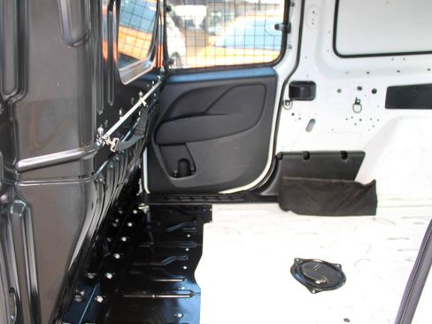 Used 2021 RAM ProMaster City Tradesman w/ Window Group 05 FWD image 14