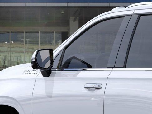 New 2026 Chevrolet Tahoe High Country w/ LPO, Illumination Package RWD image 12