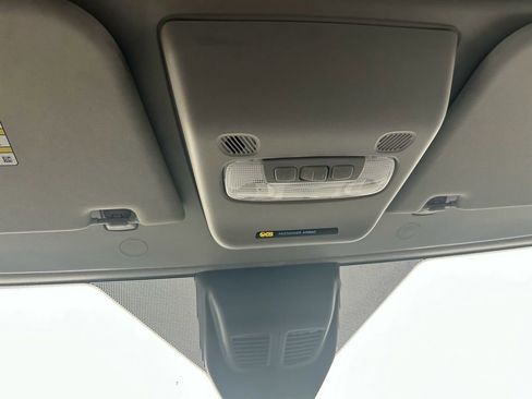 Used 2020 Ford Transit 250 Base image 26